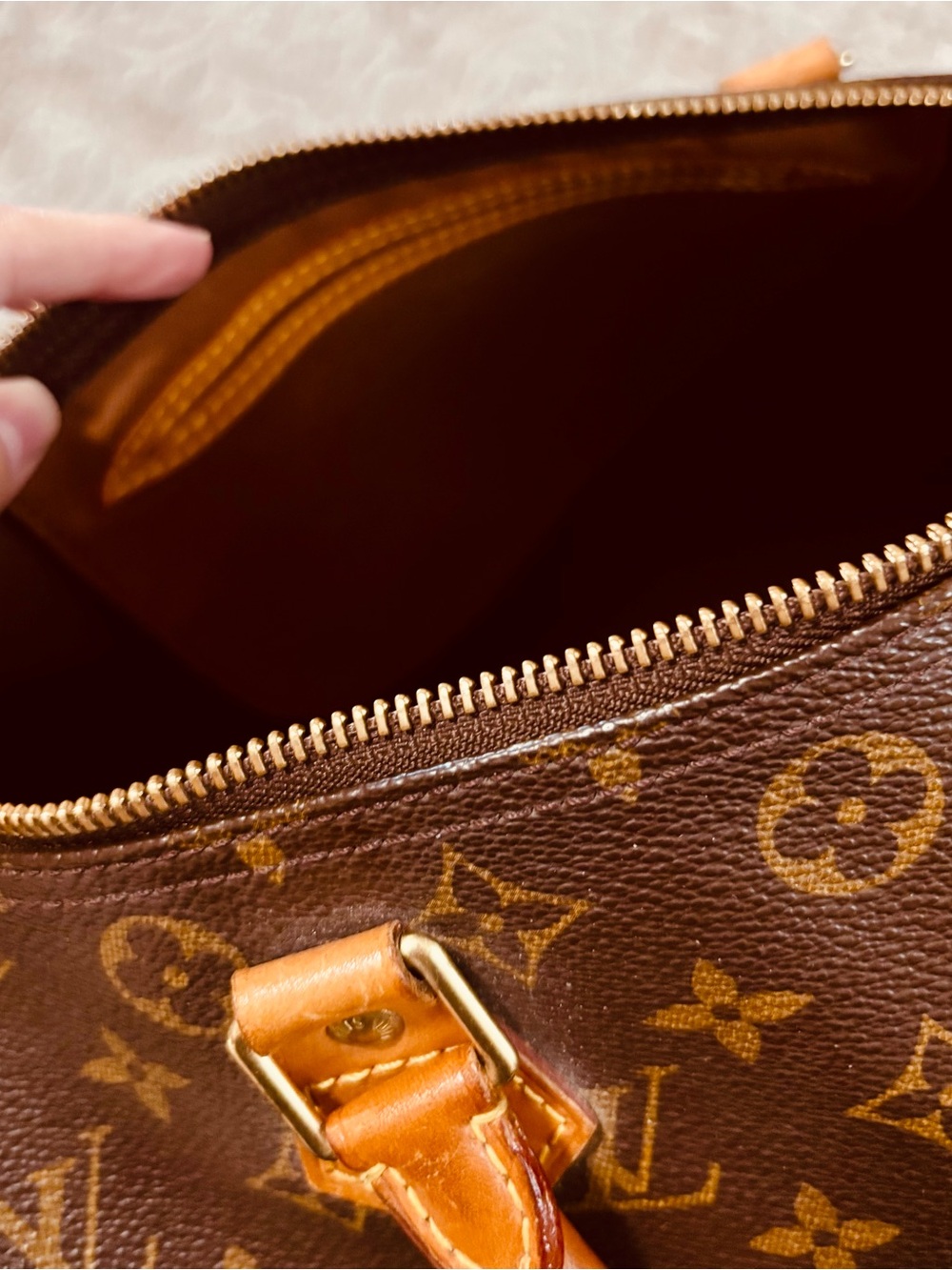 Louis Vuitton Monogram Speedy 30 in Brown and Tan - Picture 6 of 11